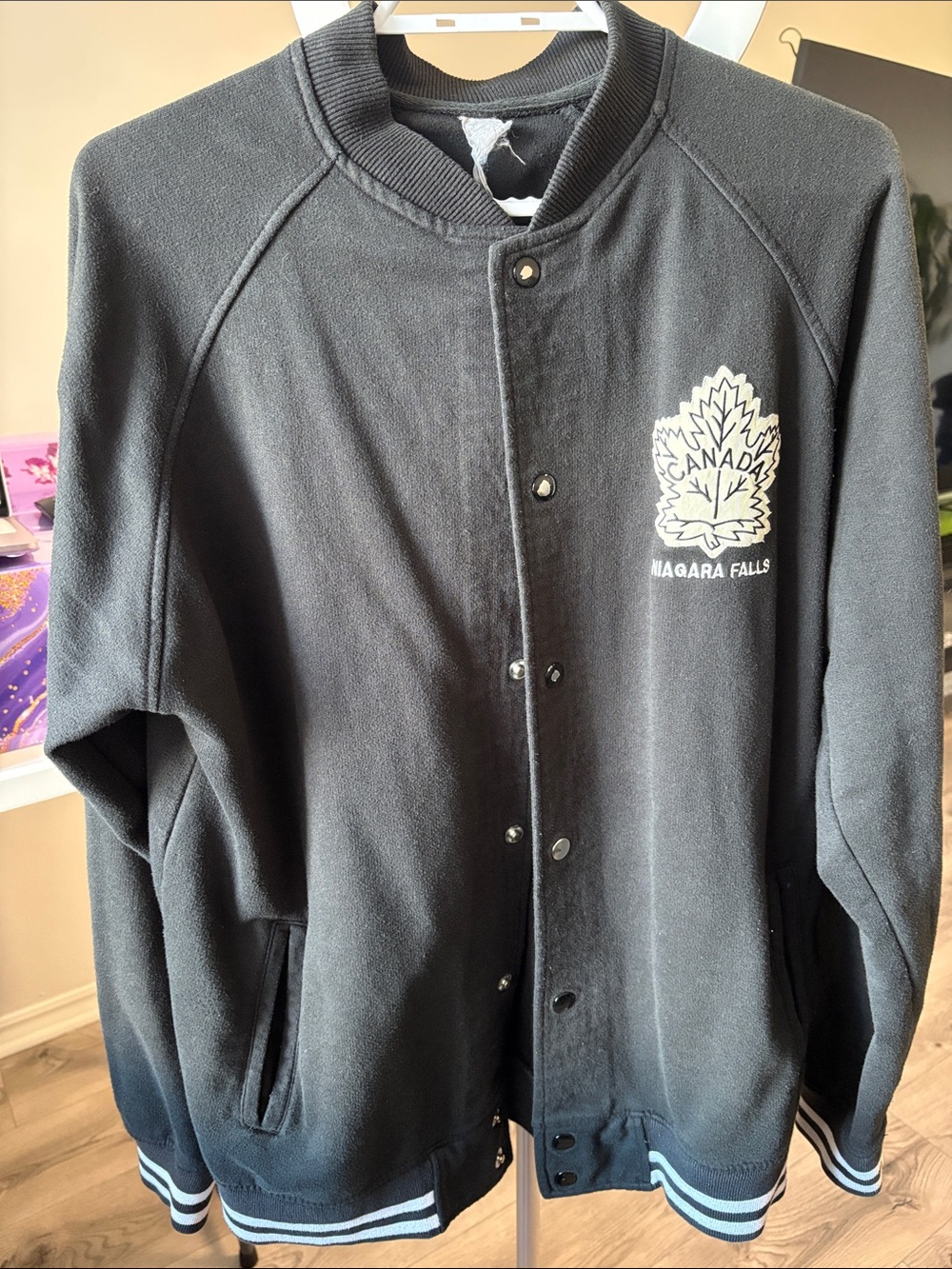 Black Niagara Falls Canada Bomber Jacket - Unbranded